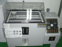 Salt spray test chamber